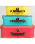 Sass & Belle Kinderkoffer Pappe in Retro Farben rot blau gelb mit Ziernaht