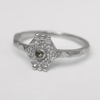 Muja Juma Ring silber Etnic Hexagon Labradorite 52