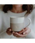 Große Tasse mit Henkel mit geprägtem Herz von...