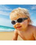 Baby Sonnenbrille mit Neoprenband für sicheren Halt...