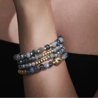 The Moshi: Armband elastisch 4reihig türkis Fanny