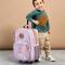Lässig: Kindertrolley in lila mit Druck und Patch für Kinder