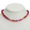Kurze Halskette mit Perlen in rot pink und orange