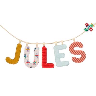 Stoffbuchstaben zum Aufhängen nachtleuchtend