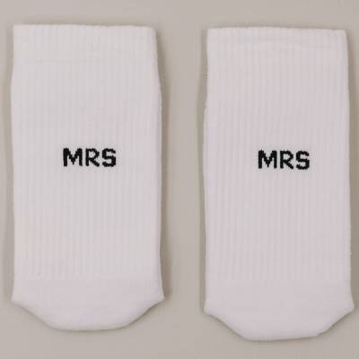 Eulenschnitt: Weiße Socken MRS